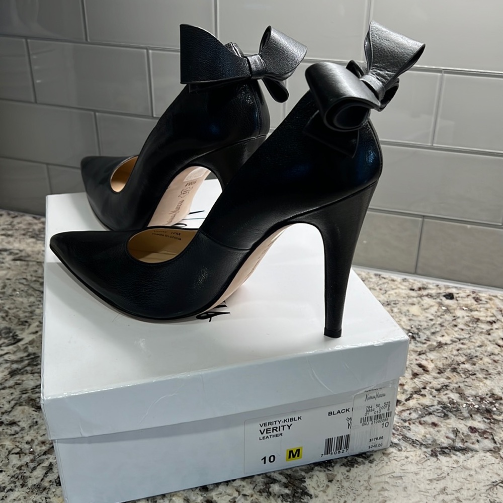 Black Kidskin Pumps with Bows